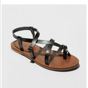 Universal Thread Lavinia Strap Sandals
